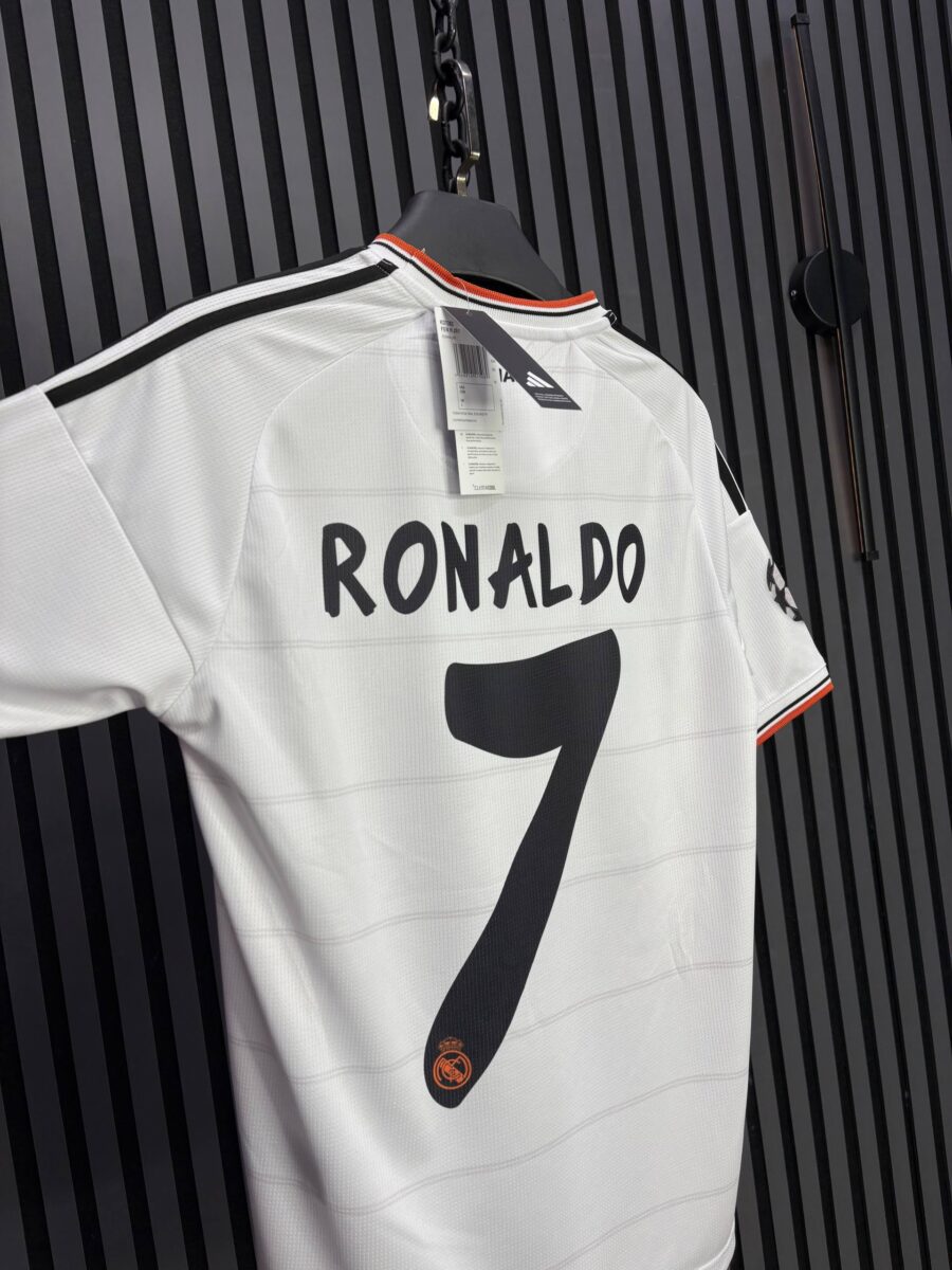 Ronaldo# 7 – Real Madrid 2014 Final Lisbon Retro Forma