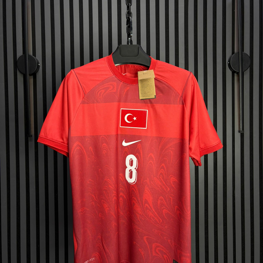 Arda Güler #8 – Türkiye Milli Takım Forması