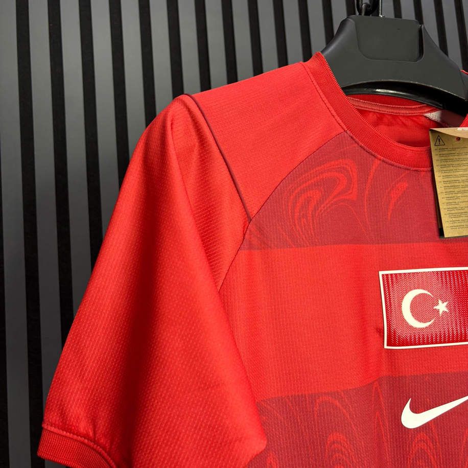 İsimsiz-Türkiye Milli Takım Forması