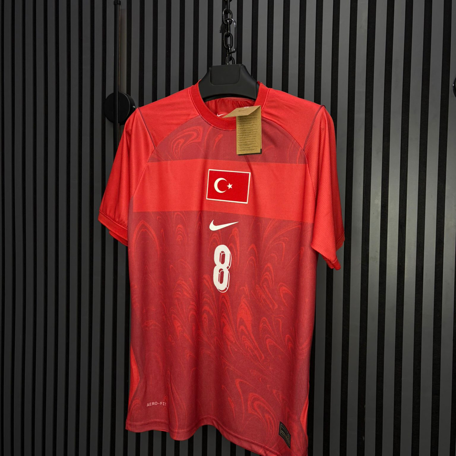 Arda Güler #8 – Türkiye Milli Takım Forması