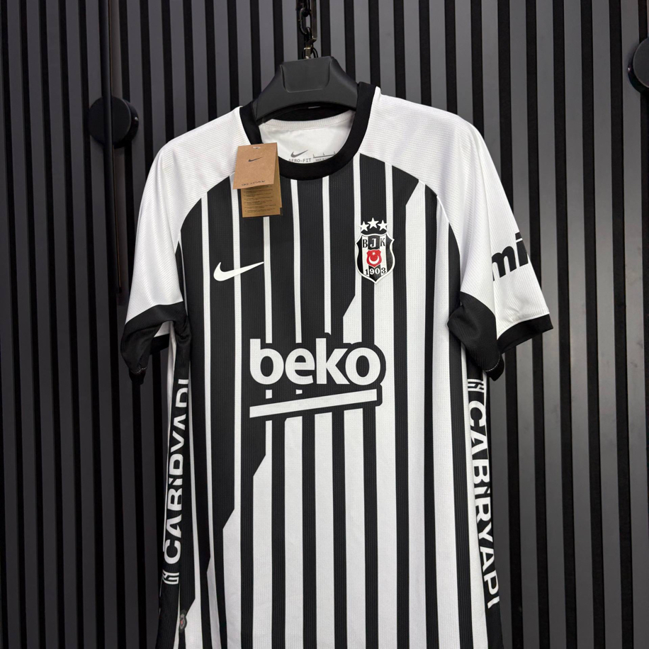 İsimsiz – Beşiktaş 2026/27 İç Saha Forması