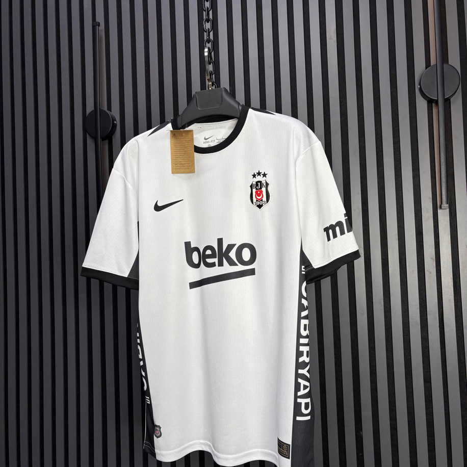 İsimsiz – Beşiktaş 2026-2027 İç Saha Forması